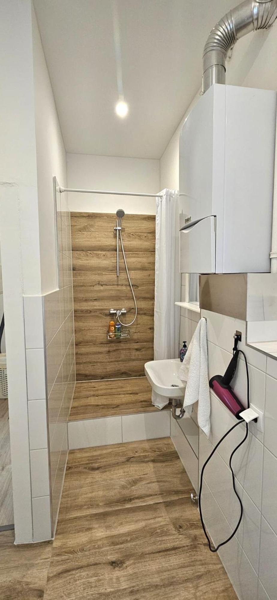 Charmante Und Moderne Altbauwohnung Apartment